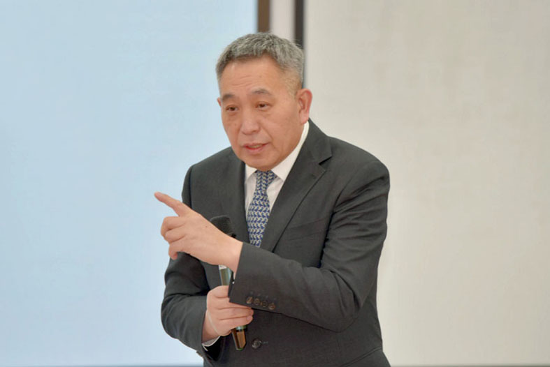 北京大學(xué)光華管理學(xué)院教授、博士生導(dǎo)師 李 其