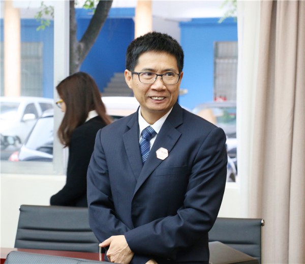 集團董事會副主席曹樹潮致辭